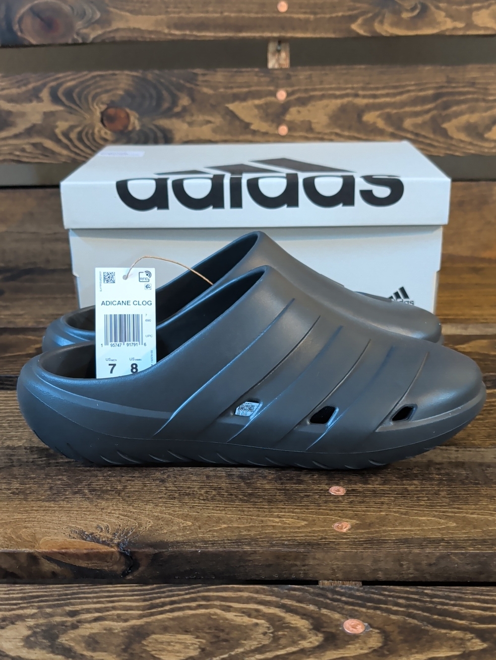 Adidas Unisex Black Slip-On Clogs